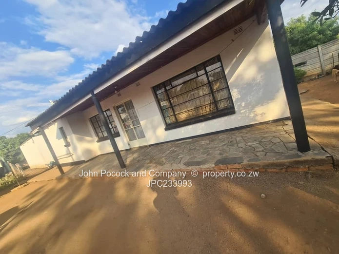 Investment Opportunity in Queens Park West, Bulawayo!  (Sole Mandate)