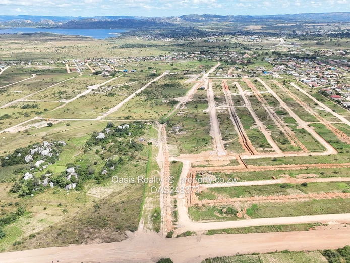 Ridgemont Park, Rusape stands for sale