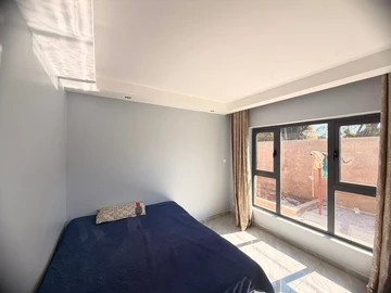 4 Bedroom Garden Flat