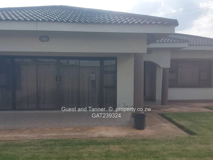 Luxurious 5-Bedroom House in Sandton Phase 1  with Clean Title