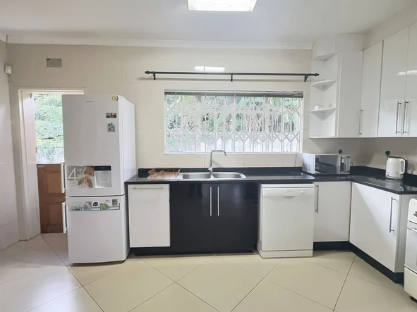 3 Bedroom Garden Flat