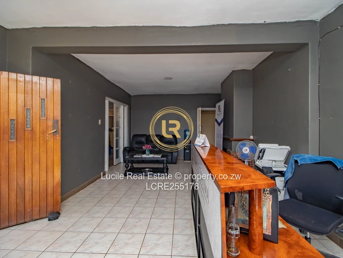 Prime office and investment opportunity in Eastlea.