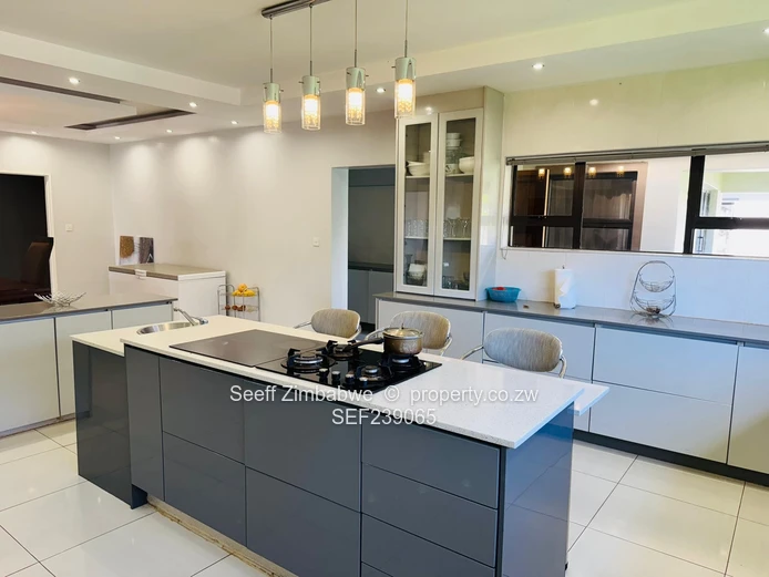 Elegant 5bed home for sale in Sandton Park