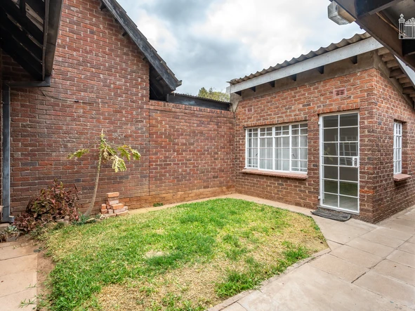 3 Bedroom Garden Flat
