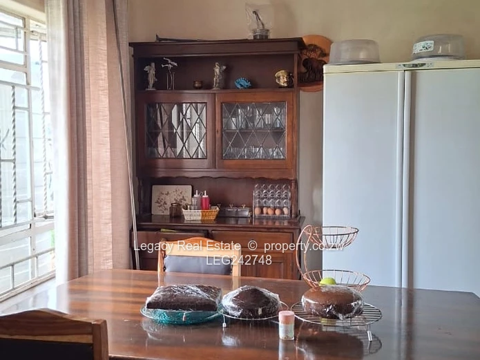 Well-Maintained 3 Bedroom Home on 998sqm Stand