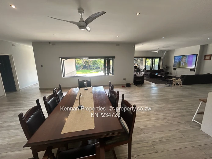 Upmarket Furnished 3 Bedroom Home in good area (Sole Mandate)