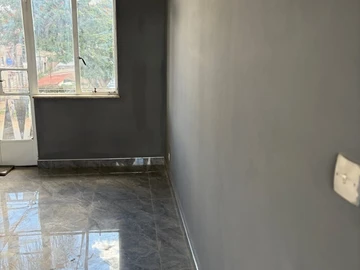 2 Bedroom Flat & Apartment