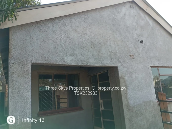 Mufakose House For Sale 