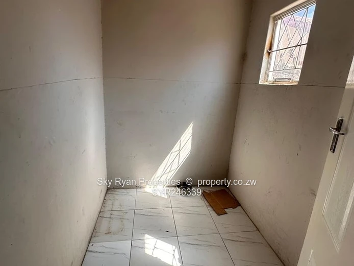 Zengeza 1 House To Let