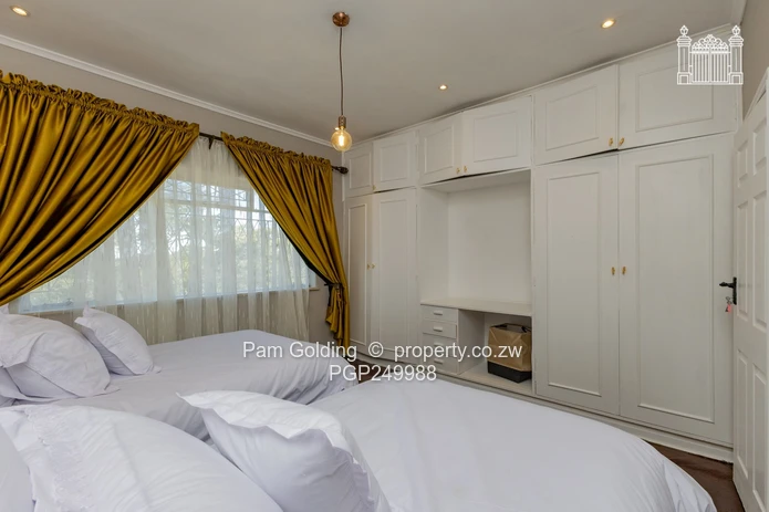 Luxurious Fully Furnished Home in Glen Lorne (Sole Mandate)