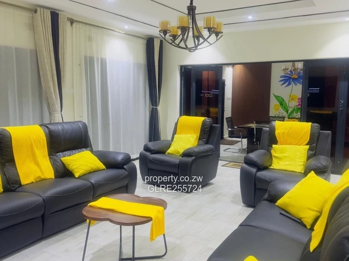 Modern 4-Bed Walled Home in Braeside with Verandah