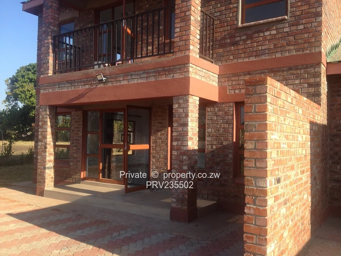 3 Bed unit in Marlborough