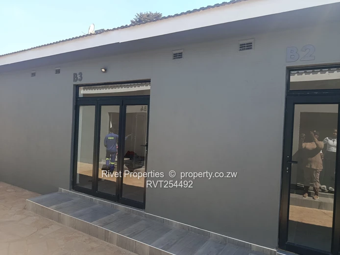 Hillside Shopping Mall To Let