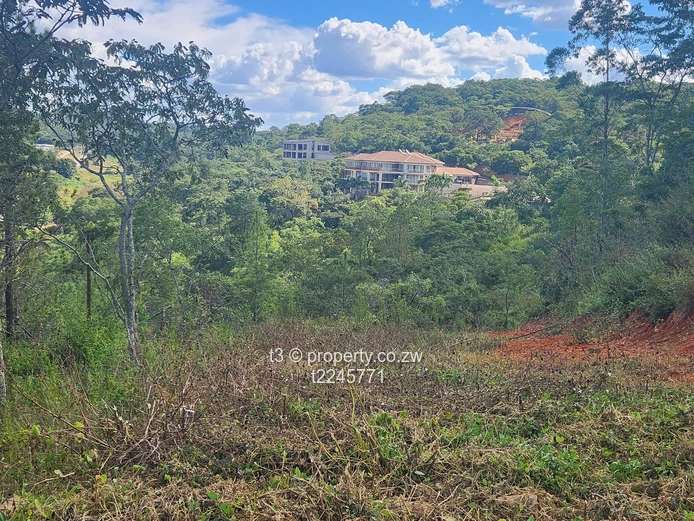 Glen Lorne  Stands from 2000 m²— Lush Valley Views