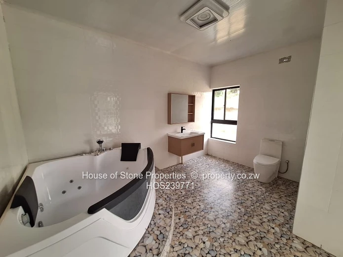 Helensvale Cluster Development for sale Borrowdale Brooke Drive