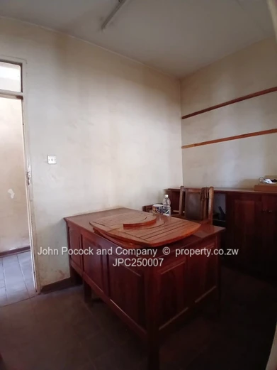 Prime Property in Steeldale - Office, Warehouse, and Workshop Space!