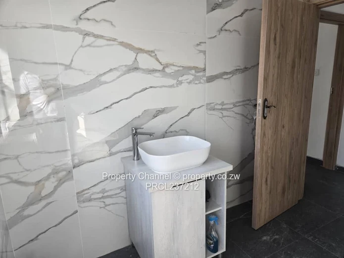 Modern Luxurious House - Secure Gated Complex 