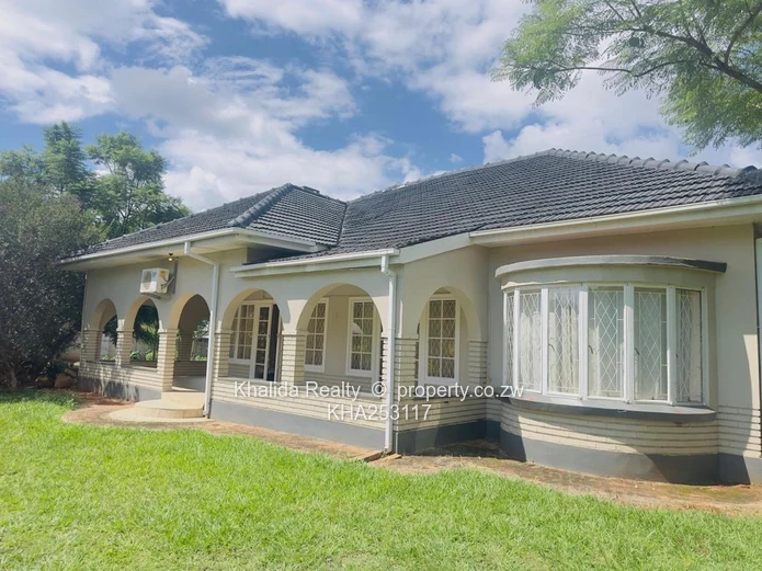 Marlborough House for Rent With a 3 Bed Cottage 