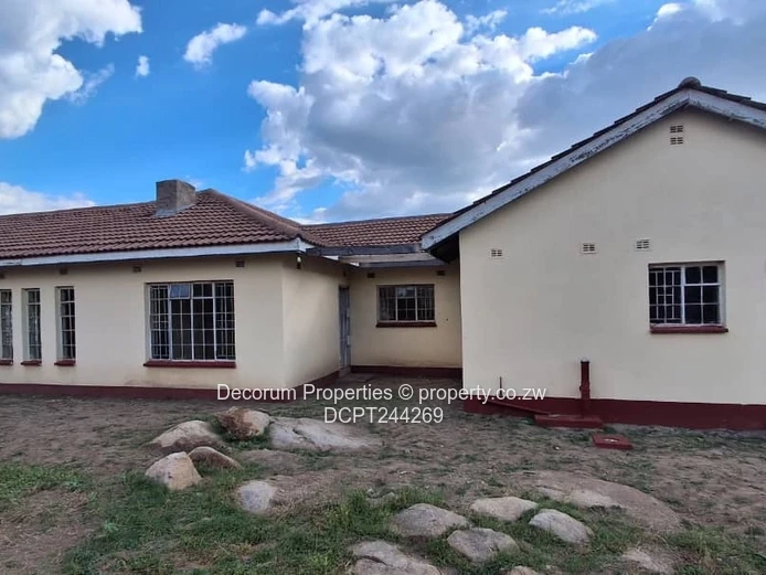 5-Bed Windsor Park Home with Borehole to Rent