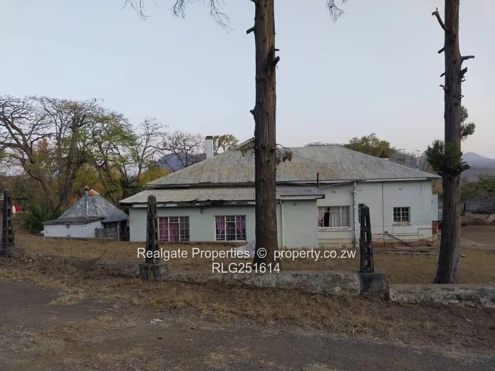 For Sale | Noevale, Zvishavane $100 000