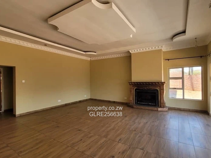 Pomona 5-Bed House on 2000m² with Borehole & Balcony