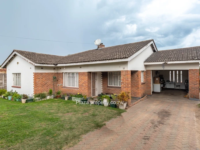 Perfect for Family Living or First-Time Owners (Sole Mandate)