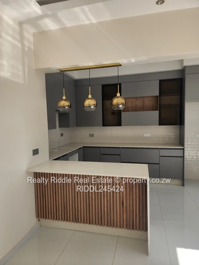 Emerald Hill: New 3-Bed Townhouse Complex w/ Borehole