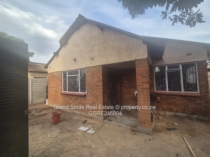 Starter Home For Sale (Sole Mandate)