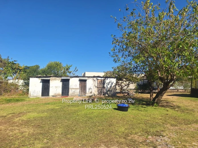 Land For Sale On Greendale Avenue