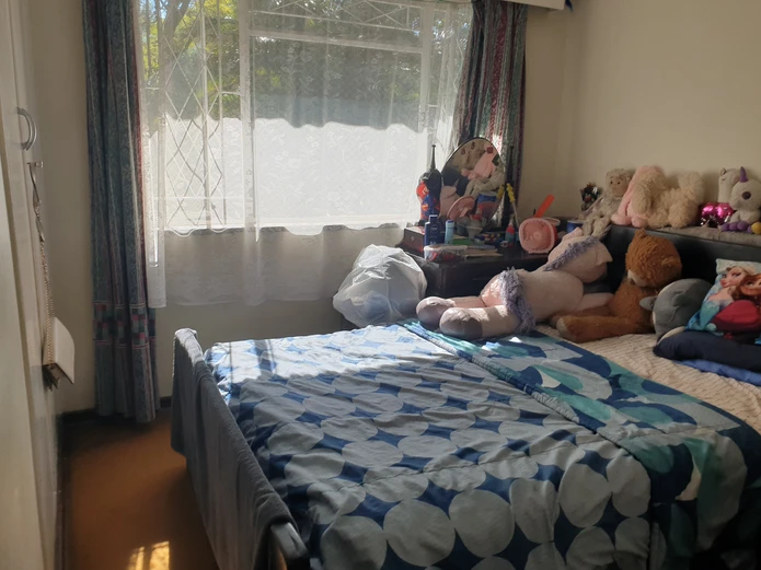 Queensdale house for sale 