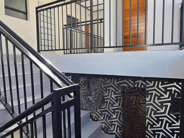 3 Bedroom Flat & Apartment