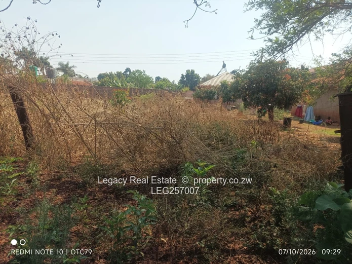 1139m² Vacant Stand in Westgate – Mature Trees, Services