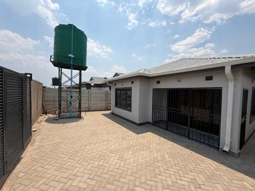 4 Bedroom House