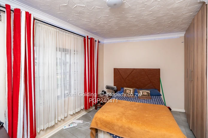 Spacious 4 Bedroom Family Home in Knowe Norton