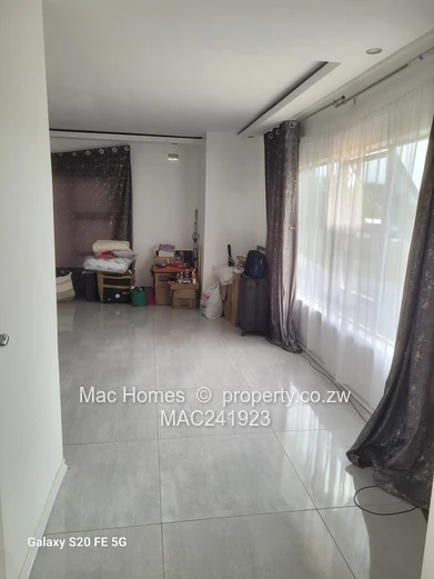 Mt pleasant heights double storey for sale 350k