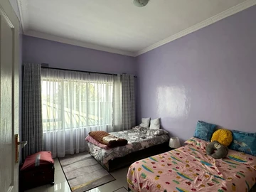 4 Bedroom Garden Flat