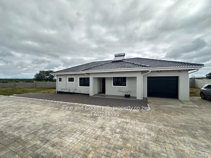 Townhouse complex for sale in budding neighborhood 