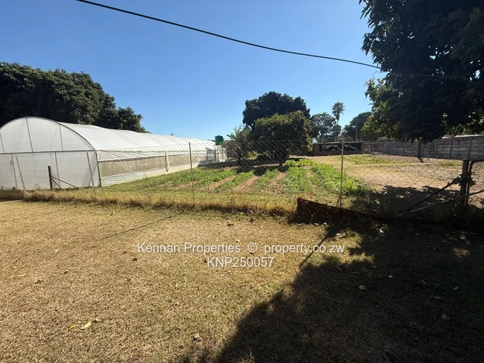 Prime 2,100 m² residential stand located in Greendale