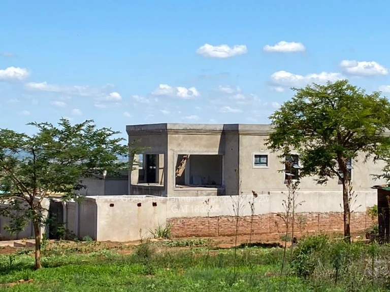 5 Bed Houses for Sale in Crowhill Views GAT183565