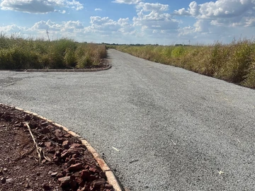 Commercial & Industrial Land