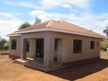 Gletwin 3 bed cottage available for immediate occupation