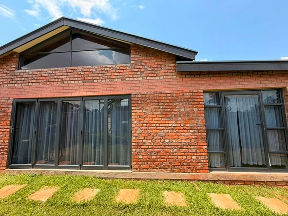 2 Bedroom Garden Flat