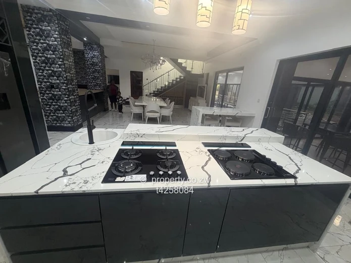 Borrowdale Quinngton house to rent  (Sole Mandate)
