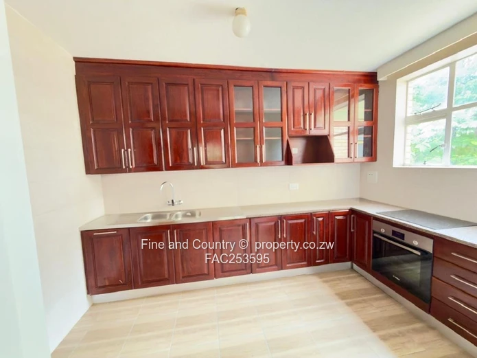 Ascot 3-Bedroom Flat to Rent 
