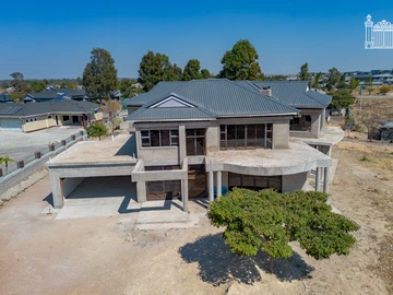 7 Bedroom House
