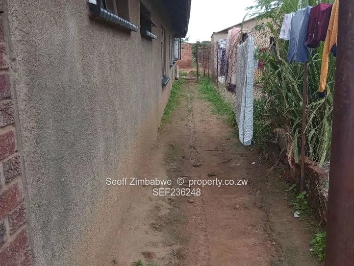 Dzivarasekwa Extension – Solid Family Home on 400sqm (Sole Mandate)