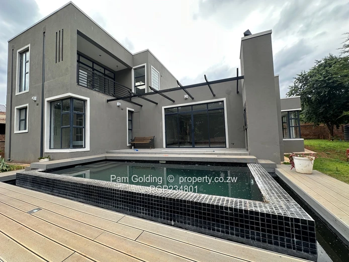 Luxurious Townhouses - Glen Lorne 