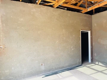 3 Bedroom Flat & Apartment