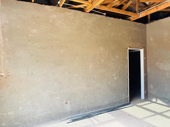 3 Bedroom Flat & Apartment