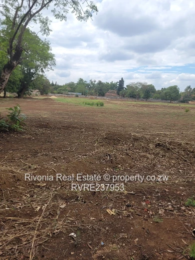 Marlborough Stands 800 to 1000sqm 